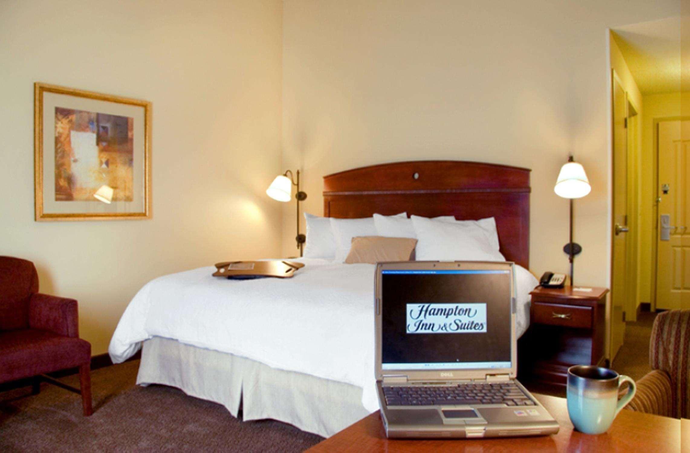 Hampton Inn & Suites Bloomington-Normal Dış mekan fotoğraf