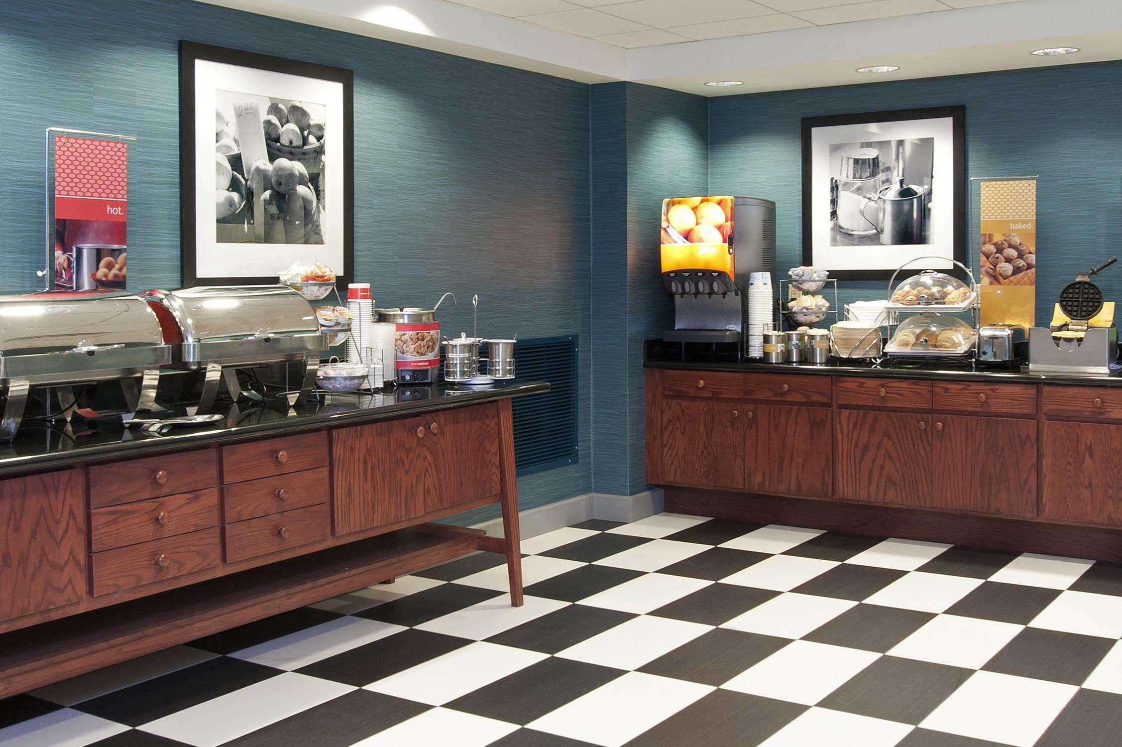 Hampton Inn & Suites Bloomington-Normal Dış mekan fotoğraf