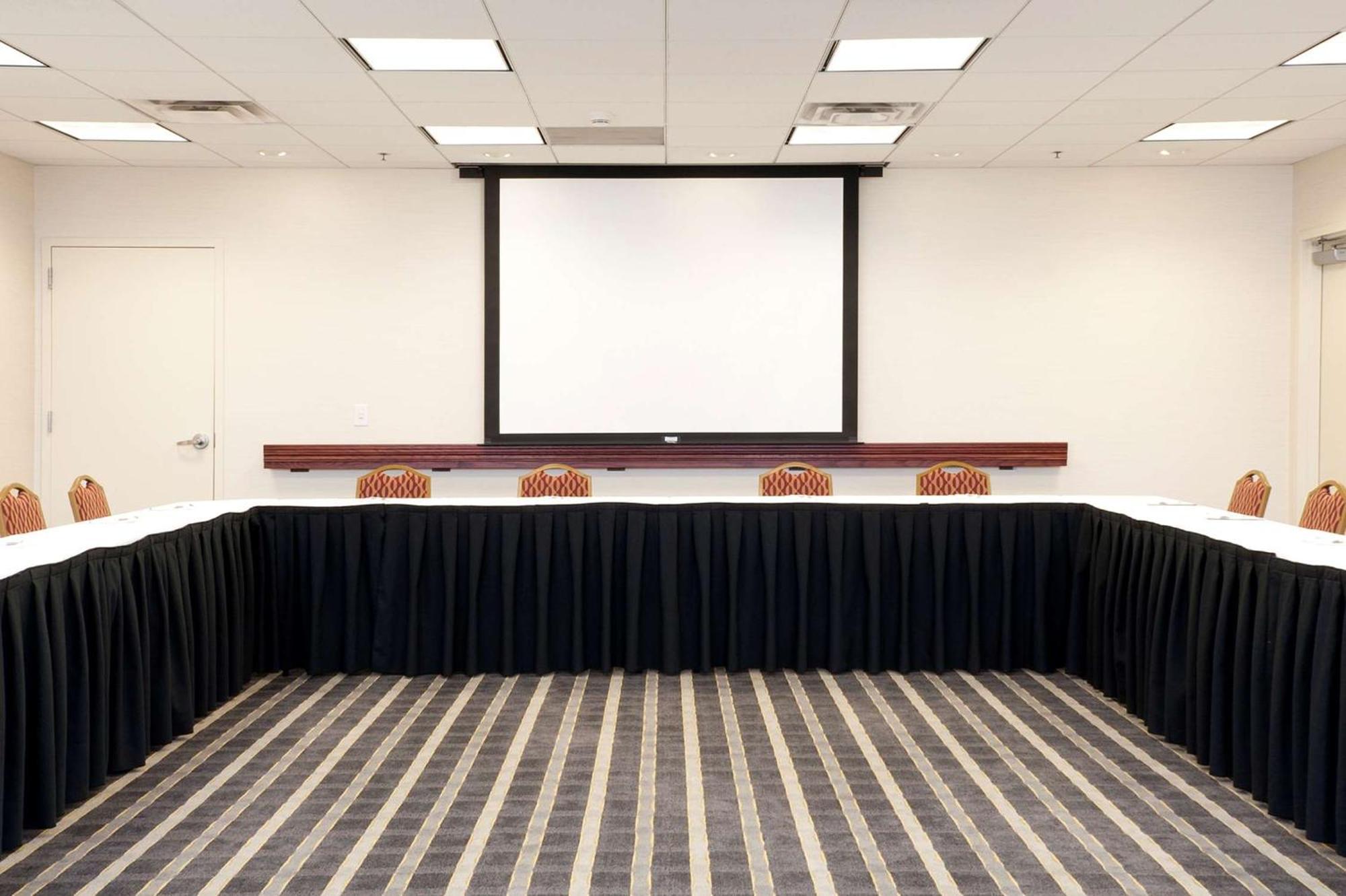 Hampton Inn & Suites Bloomington-Normal Dış mekan fotoğraf